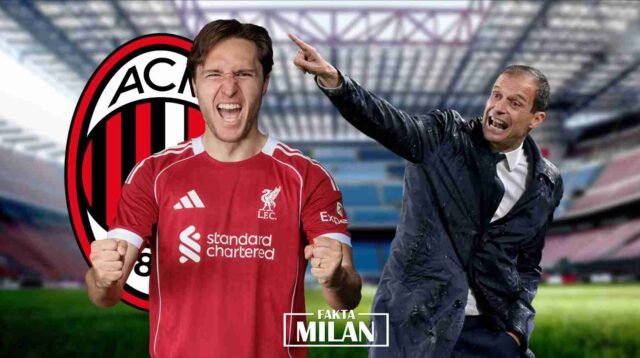 Pemain Liverpool dan pelatih di stadion sepak bola.